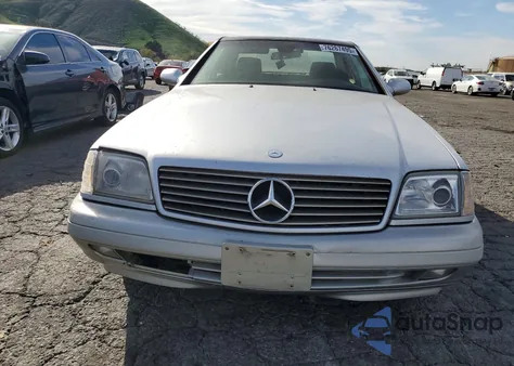 1999 Mercedes-Benz Sl 500 z USA, uszkodzony, nr VIN WDBFA68F0XF182923